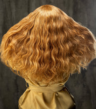 Load image into Gallery viewer, AMOKE'S BODY WAVE BUNDLE